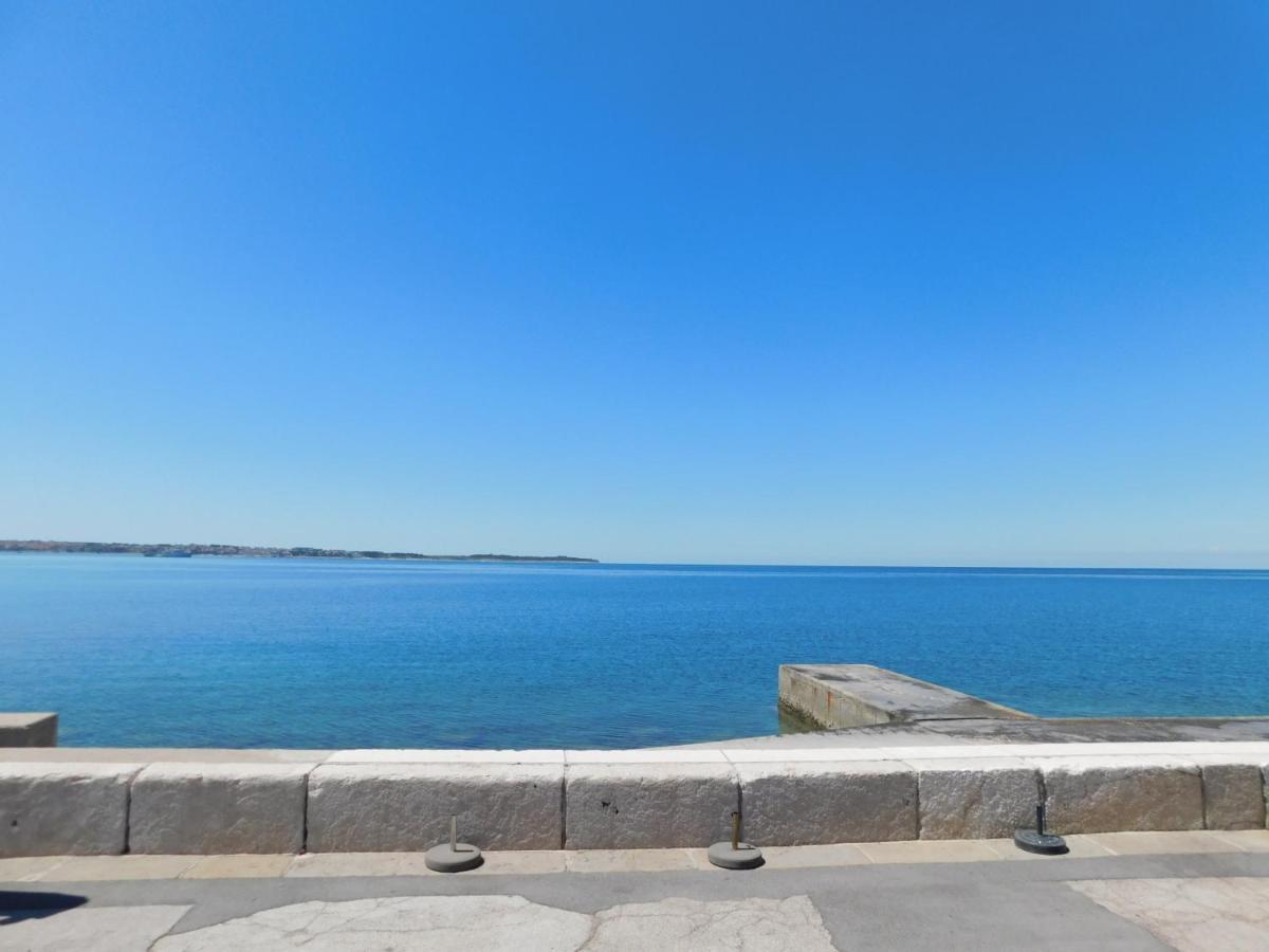 Free Terrace Apartment Piran Exterior photo